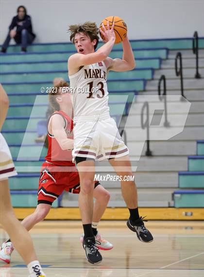 Thumbnail 2 in Grantsville vs. Maple Mountain (Eagle Holiday Shootout) photogallery.