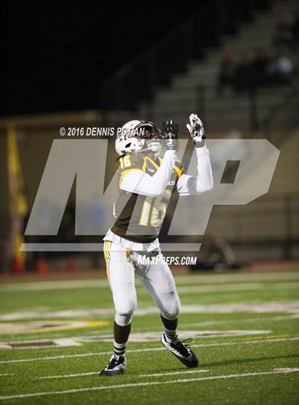 Thumbnail 3 in Valley Christian @ Saint Francis photogallery.