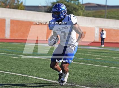 Thumbnail 2 in Ingleside vs. Wimberley (UIL 5A Division II Region 4 Semifinal) photogallery.