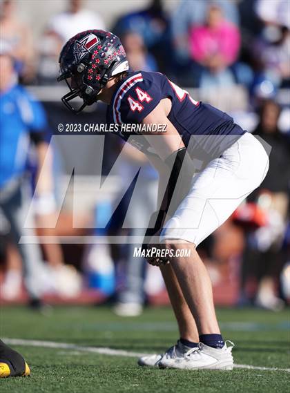 Thumbnail 3 in Ingleside vs. Wimberley (UIL 5A Division II Region 4 Semifinal) photogallery.