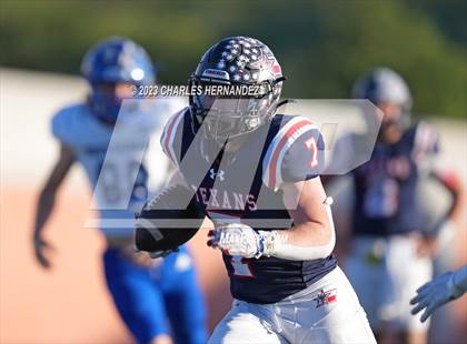 Thumbnail 3 in Ingleside vs. Wimberley (UIL 5A Division II Region 4 Semifinal) photogallery.