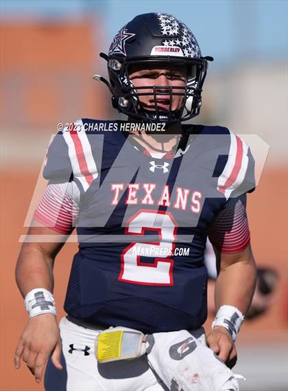 Thumbnail 1 in Ingleside vs. Wimberley (UIL 5A Division II Region 4 Semifinal) photogallery.