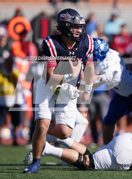Thumbnail 1 in Ingleside vs. Wimberley (UIL 5A Division II Region 4 Semifinal) photogallery.
