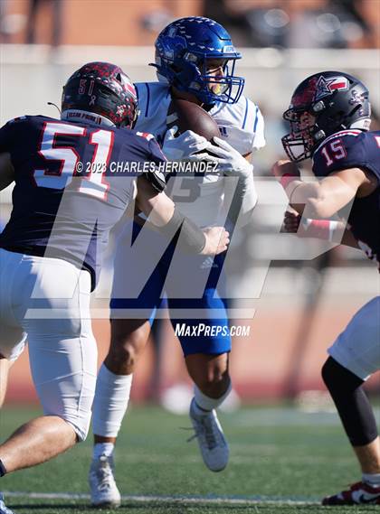 Thumbnail 2 in Ingleside vs. Wimberley (UIL 5A Division II Region 4 Semifinal) photogallery.