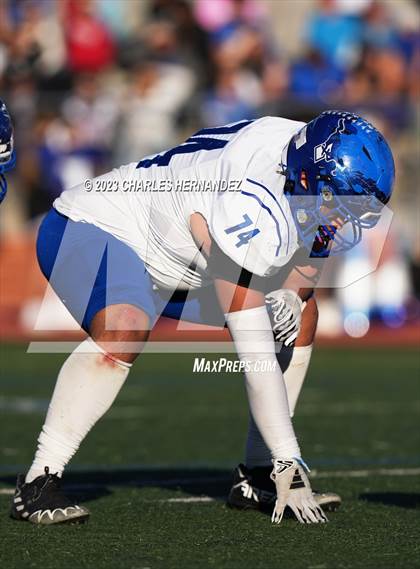 Thumbnail 3 in Ingleside vs. Wimberley (UIL 5A Division II Region 4 Semifinal) photogallery.