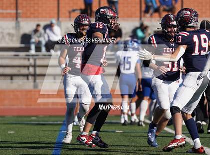 Thumbnail 2 in Ingleside vs. Wimberley (UIL 5A Division II Region 4 Semifinal) photogallery.