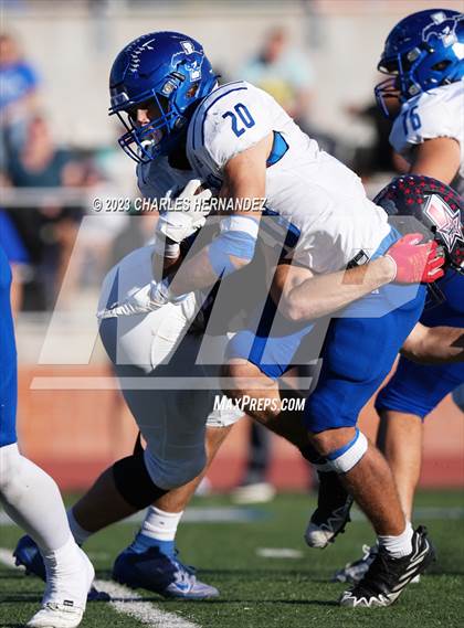 Thumbnail 3 in Ingleside vs. Wimberley (UIL 5A Division II Region 4 Semifinal) photogallery.