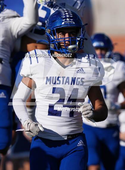 Thumbnail 2 in Ingleside vs. Wimberley (UIL 5A Division II Region 4 Semifinal) photogallery.
