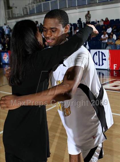 Thumbnail 2 in Price vs. Bishop Montgomery (CIF SoCal D4 Final) photogallery.