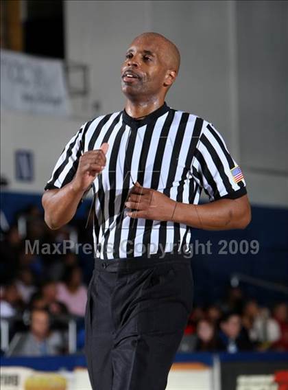 Thumbnail 2 in Price vs. Bishop Montgomery (CIF SoCal D4 Final) photogallery.