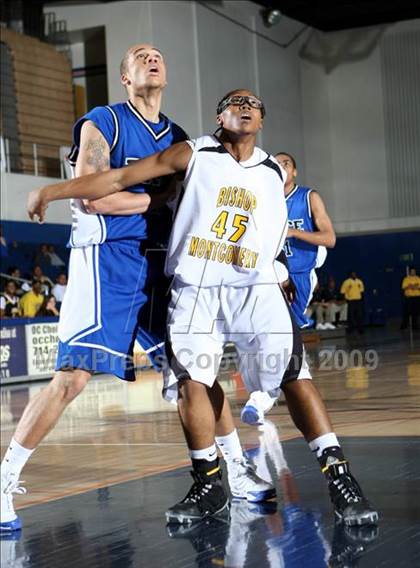 Thumbnail 2 in Price vs. Bishop Montgomery (CIF SoCal D4 Final) photogallery.