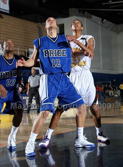 Thumbnail 3 in Price vs. Bishop Montgomery (CIF SoCal D4 Final) photogallery.