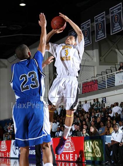 Thumbnail 2 in Price vs. Bishop Montgomery (CIF SoCal D4 Final) photogallery.
