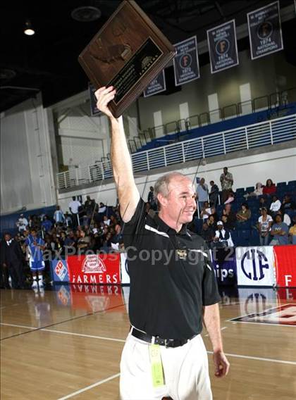 Thumbnail 2 in Price vs. Bishop Montgomery (CIF SoCal D4 Final) photogallery.