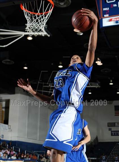Thumbnail 3 in Price vs. Bishop Montgomery (CIF SoCal D4 Final) photogallery.