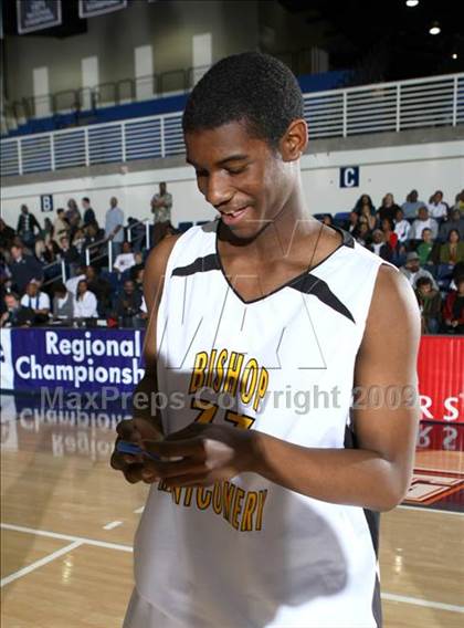 Thumbnail 1 in Price vs. Bishop Montgomery (CIF SoCal D4 Final) photogallery.