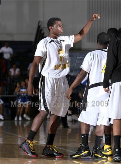 Thumbnail 3 in Price vs. Bishop Montgomery (CIF SoCal D4 Final) photogallery.
