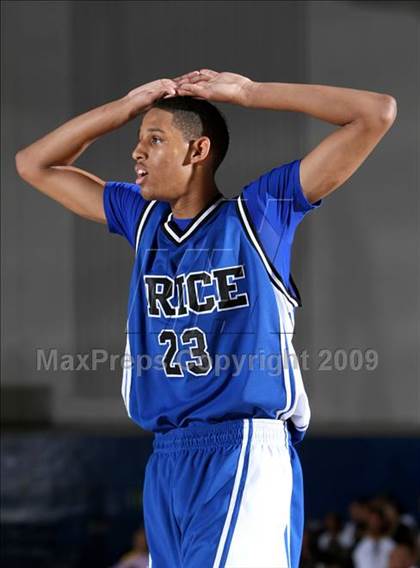 Thumbnail 2 in Price vs. Bishop Montgomery (CIF SoCal D4 Final) photogallery.
