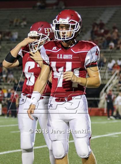 Thumbnail 1 in Brother Martin vs E. D. White(Brothers Of The Sacred Heart Jamboree) photogallery.