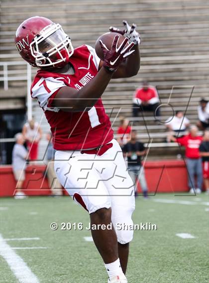 Thumbnail 1 in Brother Martin vs E. D. White(Brothers Of The Sacred Heart Jamboree) photogallery.