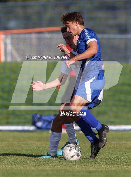 Thumbnail 2 in Lake City @ Coeur d'Alene (IHSAA 5A Regionals) photogallery.