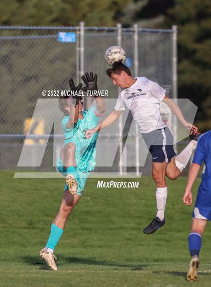 Thumbnail 3 in Lake City @ Coeur d'Alene (IHSAA 5A Regionals) photogallery.