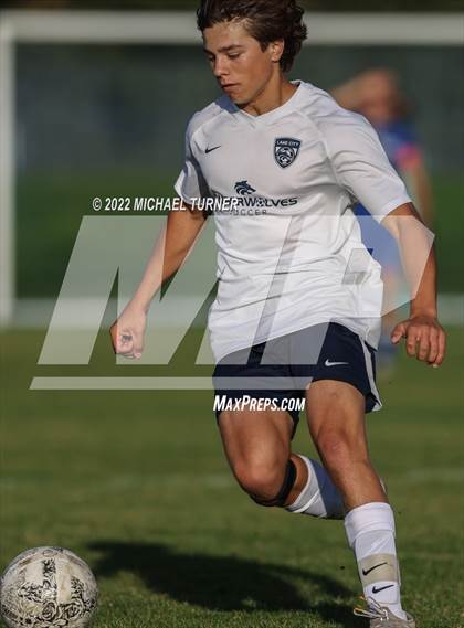 Thumbnail 1 in Lake City @ Coeur d'Alene (IHSAA 5A Regionals) photogallery.