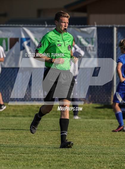 Thumbnail 1 in Lake City @ Coeur d'Alene (IHSAA 5A Regionals) photogallery.