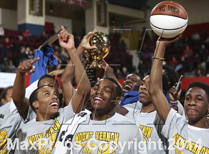 Thumbnail 3 in Mt. Vernon vs Spring Valley (Section 1 Class AA Final) photogallery.