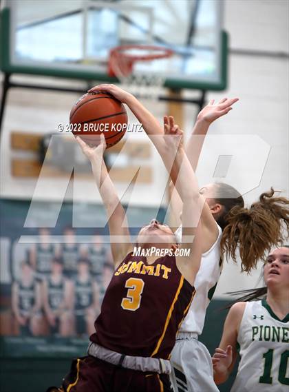 Thumbnail 3 in Summit @ New Providence photogallery.