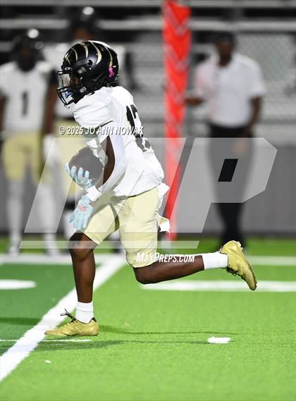 Thumbnail 3 in Cypress Park @ Waller (Senior Night) photogallery.