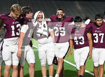 Thumbnail 3 in Cypress Park @ Waller (Senior Night) photogallery.