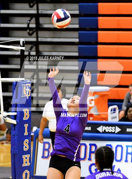 Thumbnail 2 in Durango vs Bishop Gorman photogallery.