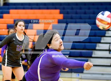 Thumbnail 2 in Durango vs Bishop Gorman photogallery.