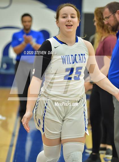 Thumbnail 3 in Marcos de Niza vs Mesquite photogallery.
