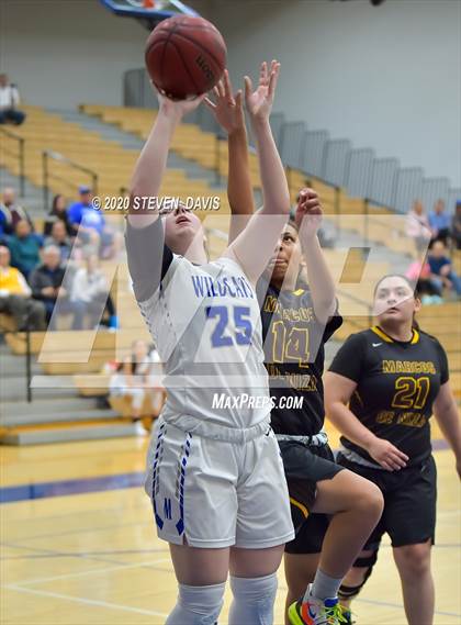 Thumbnail 1 in Marcos de Niza vs Mesquite photogallery.