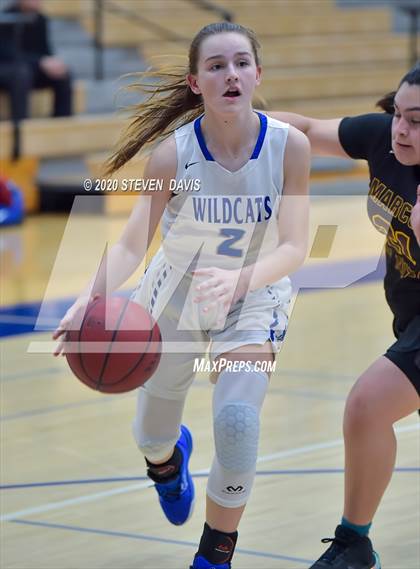 Thumbnail 1 in Marcos de Niza vs Mesquite photogallery.