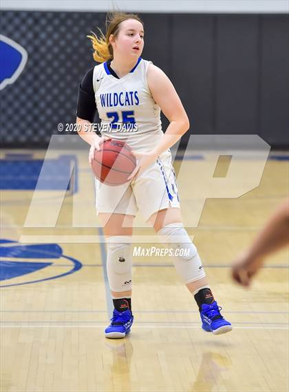 Thumbnail 3 in Marcos de Niza vs Mesquite photogallery.