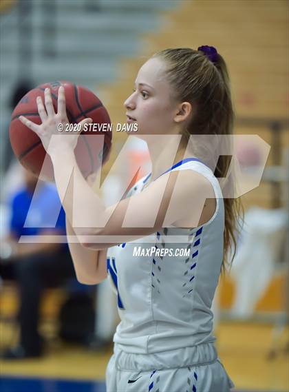 Thumbnail 2 in Marcos de Niza vs Mesquite photogallery.