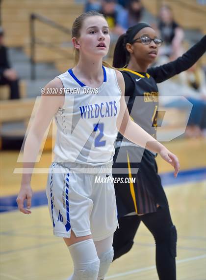 Thumbnail 1 in Marcos de Niza vs Mesquite photogallery.