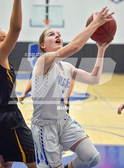 Thumbnail 3 in Marcos de Niza vs Mesquite photogallery.