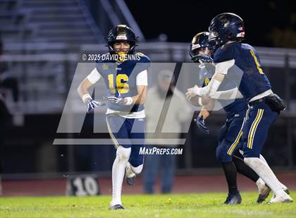 Thumbnail 1 in Shafter vs Washington Union (CIF CS D3 Qtr Final) photogallery.