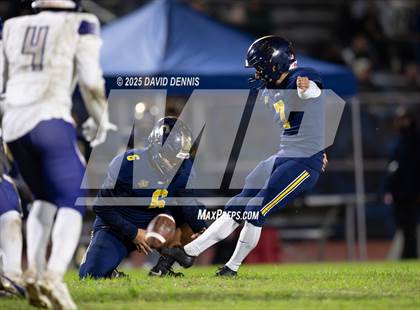 Thumbnail 2 in Shafter vs Washington Union (CIF CS D3 Qtr Final) photogallery.