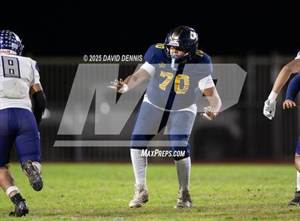 Thumbnail 3 in Shafter vs Washington Union (CIF CS D3 Qtr Final) photogallery.