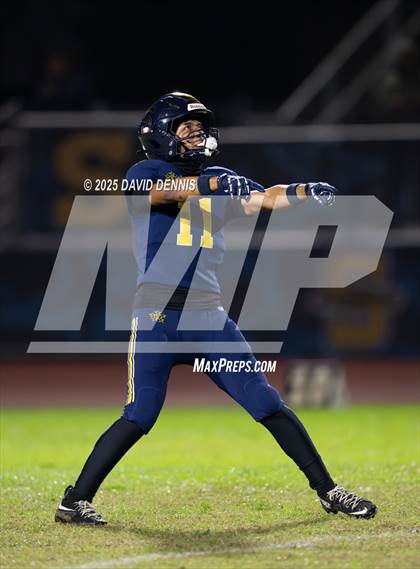 Thumbnail 2 in Shafter vs Washington Union (CIF CS D3 Qtr Final) photogallery.