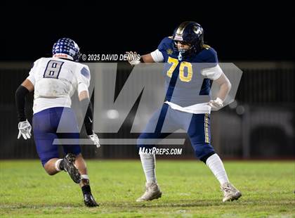 Thumbnail 1 in Shafter vs Washington Union (CIF CS D3 Qtr Final) photogallery.