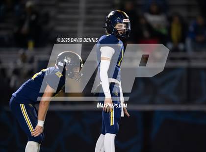 Thumbnail 1 in Shafter vs Washington Union (CIF CS D3 Qtr Final) photogallery.