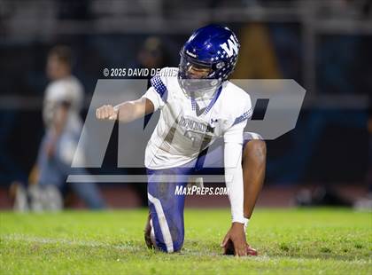 Thumbnail 1 in Shafter vs Washington Union (CIF CS D3 Qtr Final) photogallery.
