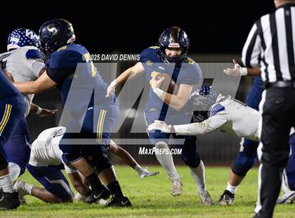 Thumbnail 3 in Shafter vs Washington Union (CIF CS D3 Qtr Final) photogallery.