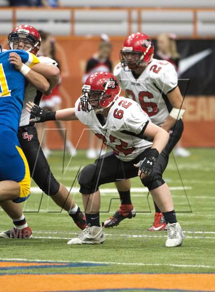 Thumbnail 2 in Maine-Endwell vs. Glens Falls (NYSPHSAA Class B Final) photogallery.